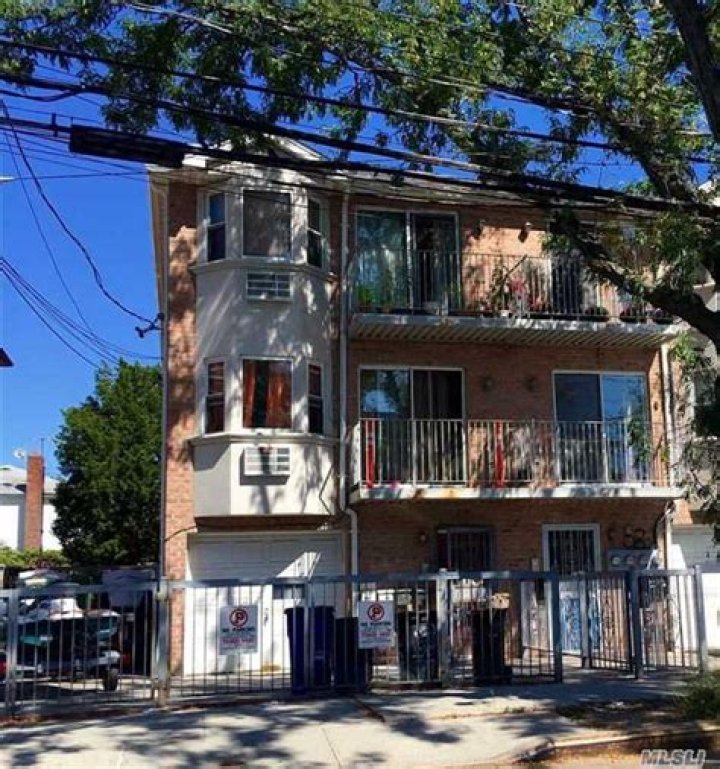 8416 Pitkin Ave, Ozone Park, NY 11417