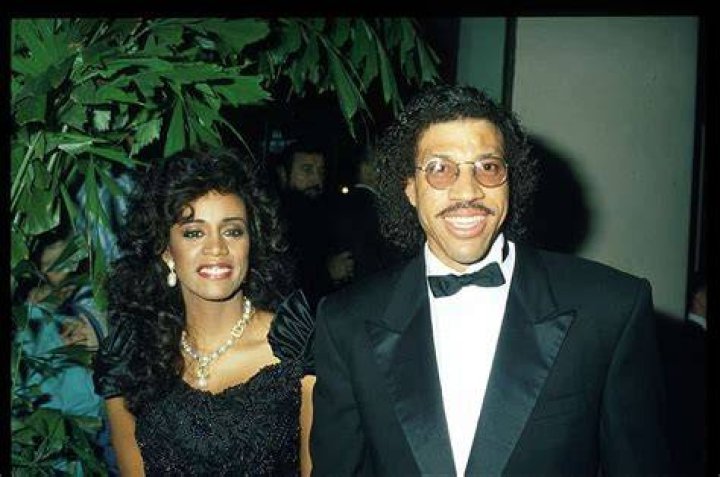 Brenda Harvey-Richie- Meet Ex-Wife Of American Singer-Songwriter, Lionel Richie ·