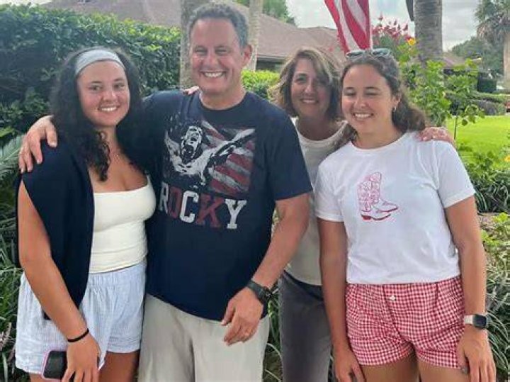 Brian Kilmeade Bio, Age, Family, Wife, Kids, Fox News, Podcast, Books, Salary ·