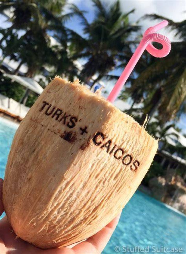 Can an 18 year old drink at Turks and Caicos?