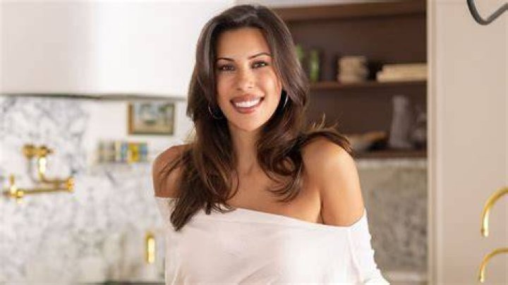 Devin Brugman Bio, Wiki, Age, Height, Measurements, Career, Boyfriend