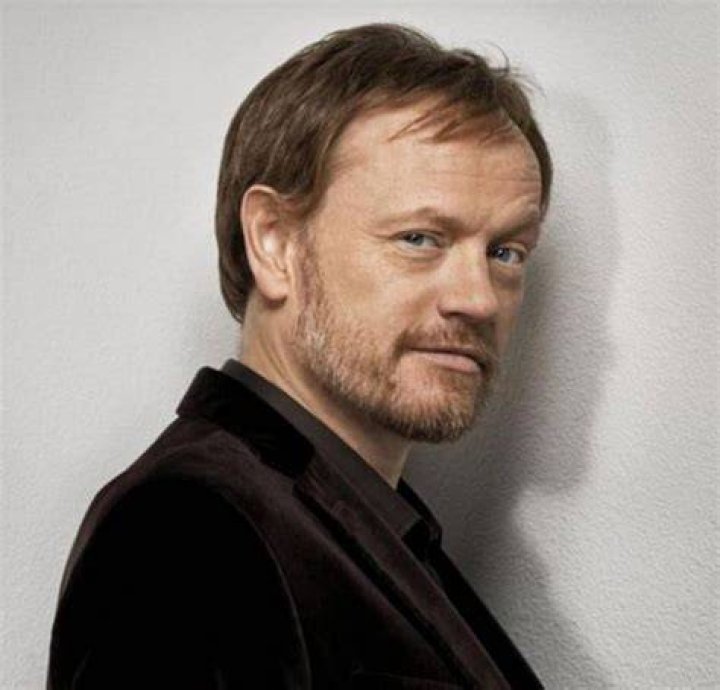 Jared Harris Bio, Wiki, Age, Family, Wife, Movies, Tv Shows and Net Worth ·