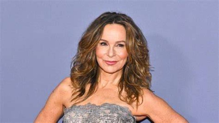 Jennifer Dempster net worth and salary income estimation Jan, 2024 ·