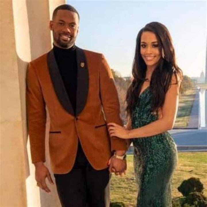 Lawrence B. Jones Bio, Age, Facts, Net Worth, Wife, Height ·