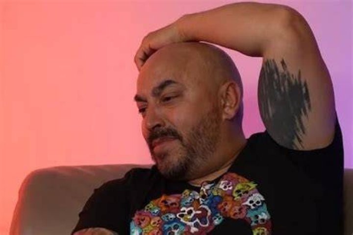 Lupillo Rivera recuerda entre lágrimas la muerte de su hermana Jenni