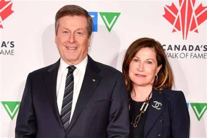Who is Barbara Hackett wife of Toronto Mayor John Tory, her age, children, family, illness